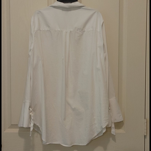 White Blouse - Picture 10 of 10